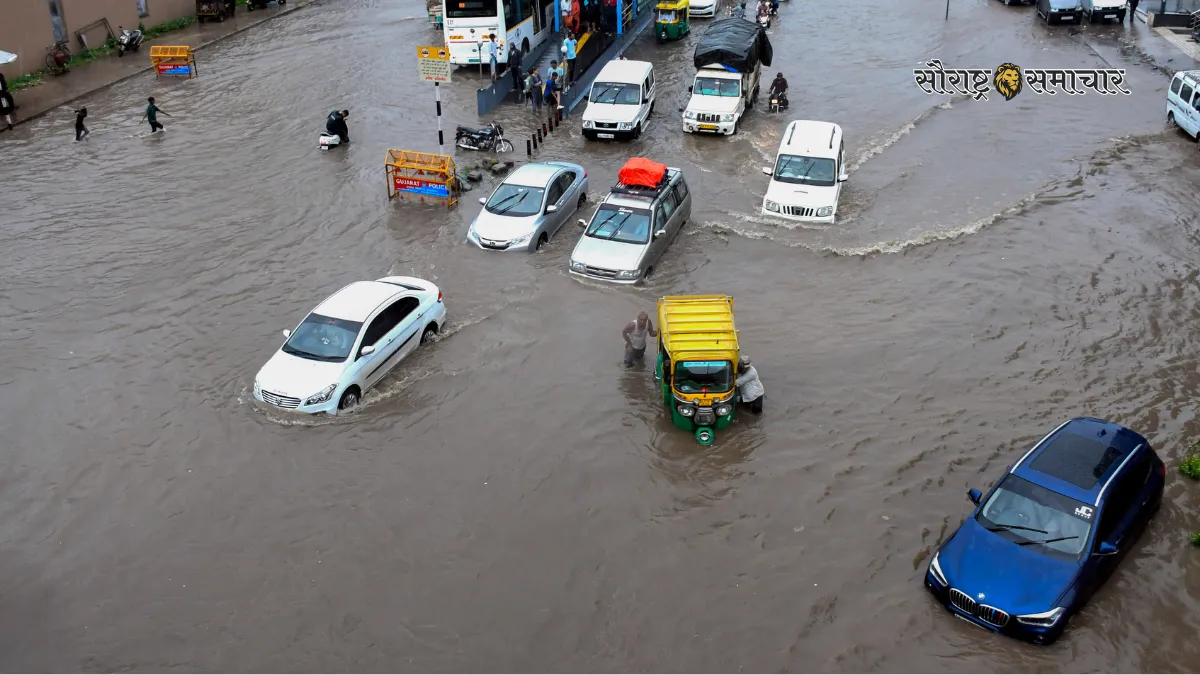 Torrential rain in Gujarat Red alert in 7 districts