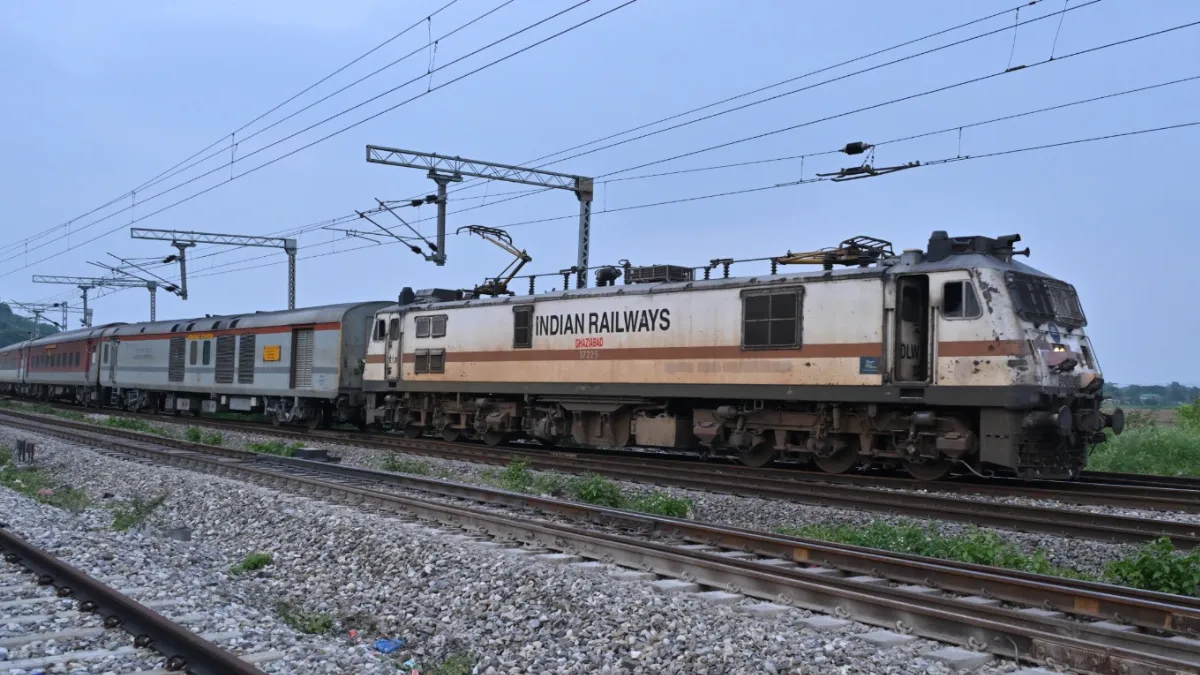 Cabinet Approves ₹12 328 Crore Railway Projects